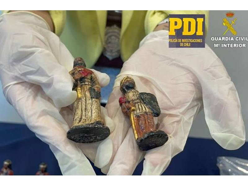 Cocaine found in chess pieces and fridge magnets being imported from Chile