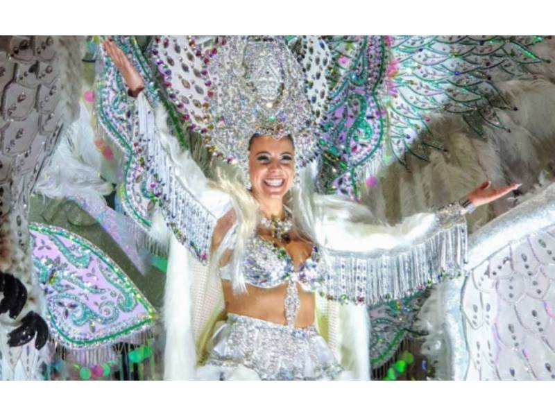 Could Santa Cruz Carnival take place in April or June?
