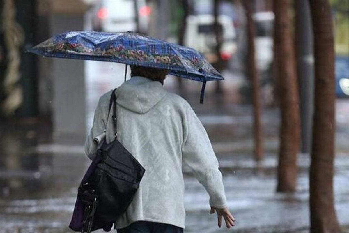 Tuesday weather: Rain this morning and haze this afternoon