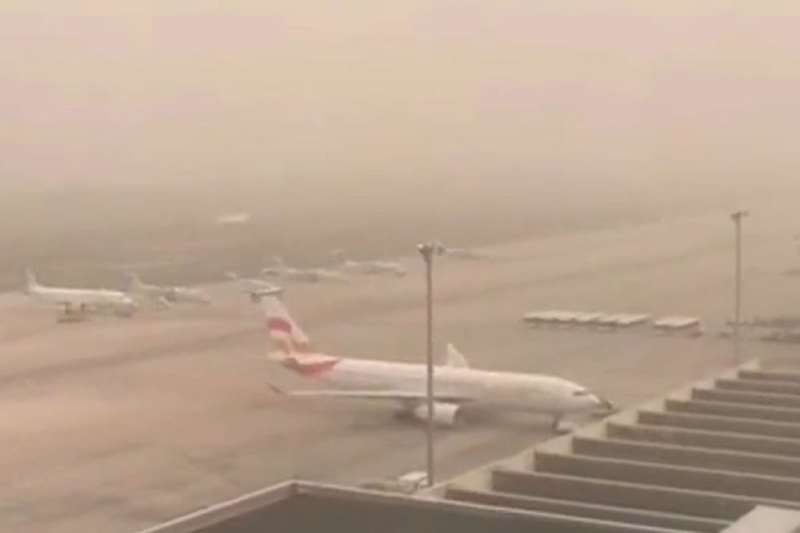 How and why do calimas affect flights?