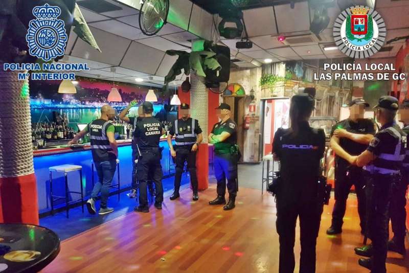 Entertainment venues cleared by Police at midnight as Gran Canaria goes to Level 4
