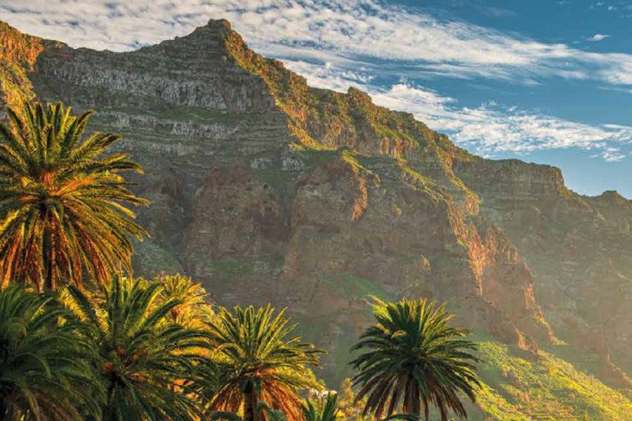 National Geographic features La Gomera on the front cover as ‘hikers paradise’