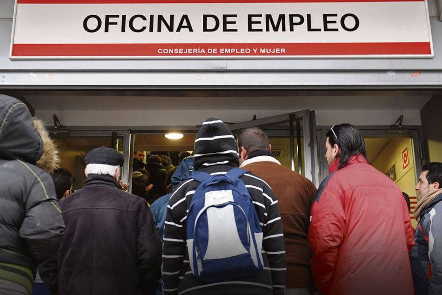 Economic recovery has slowed down in the Canaries causing the loss of 10,000 jobs
