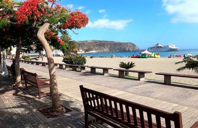 Dead body found on seafront walkway in the south of Tenerife