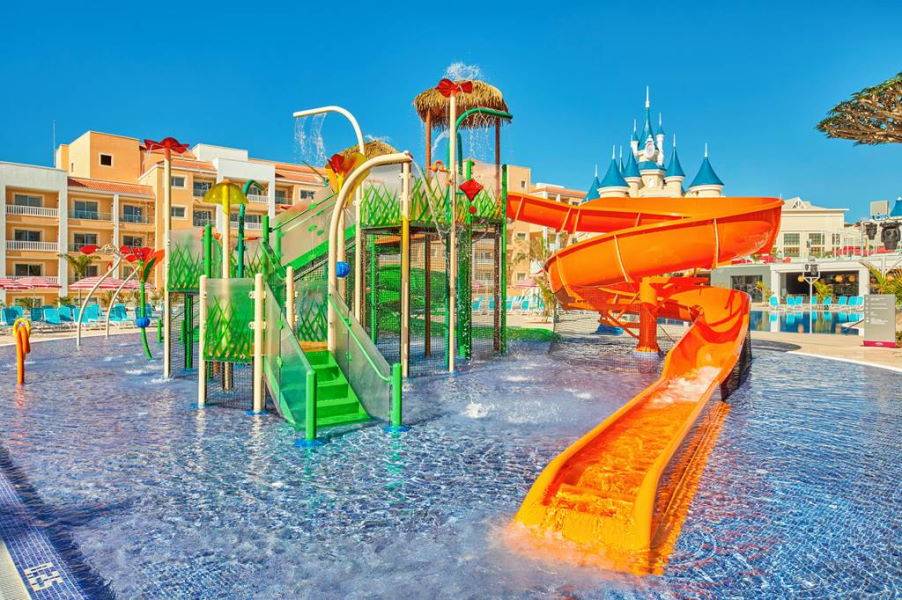 Bahia Principe Fantasia Tenerife is the first hotel in Spain to obtain the Safe Fun seal