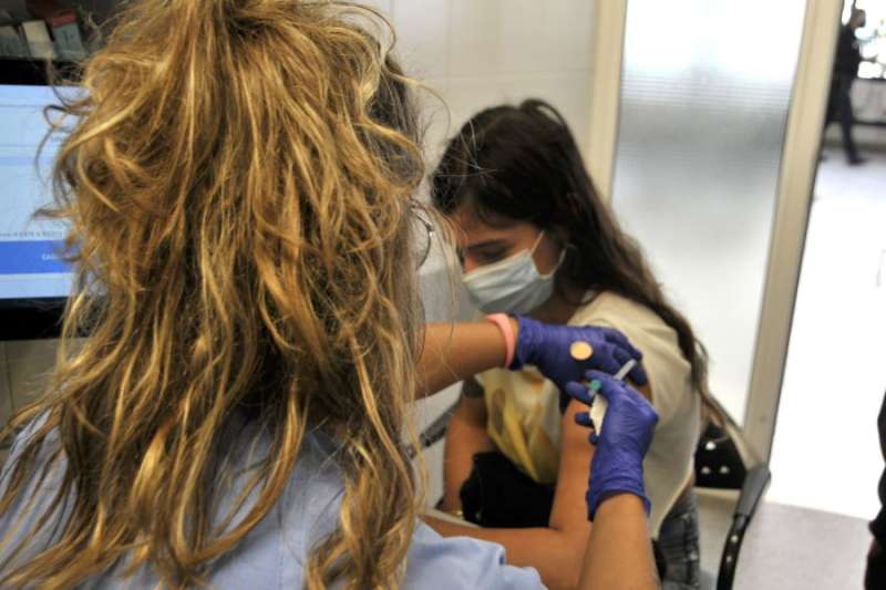 Covid update: 294,000 eligible people in the Canaries have not yet been vaccinated