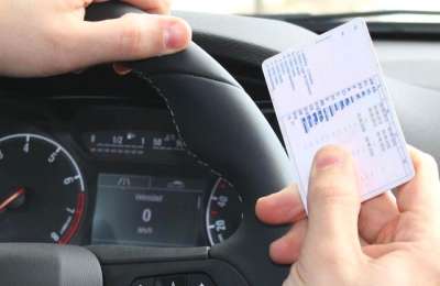 UK driving licence holders now have until April 30th to change their licence