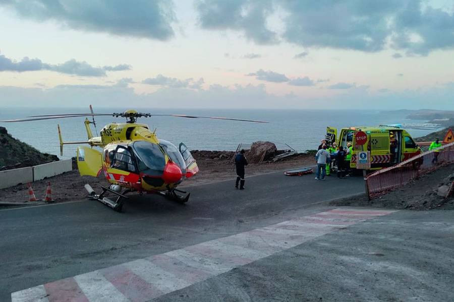A motorcyclist loses a leg after an accident in Gran Canaria