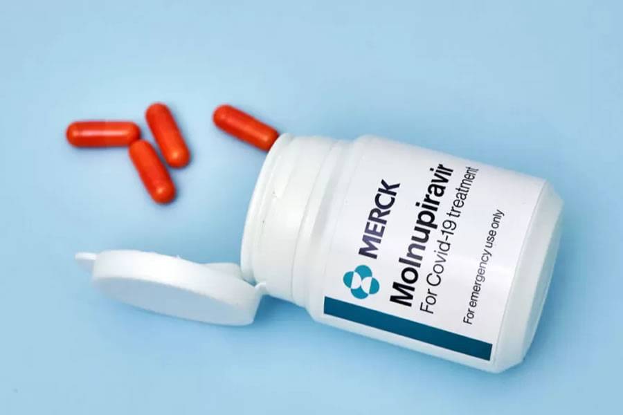 WHO gives green light for molnupiravir, the first antiviral against Covid