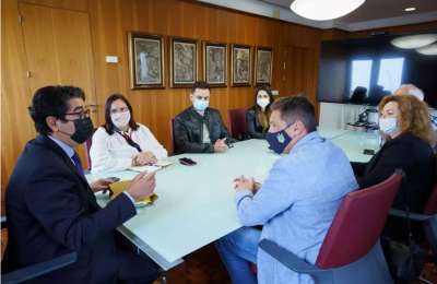 Tenerife guarantees a place to stay for Ukrainian tourists who can’t go home