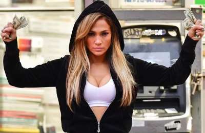 It’s a wrap! J-Lo finishes filming new Netflix movie in Gran Canaria