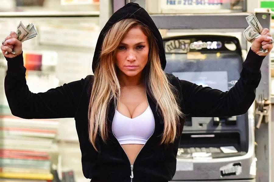 It’s a wrap! J-Lo finishes filming new Netflix movie in Gran Canaria