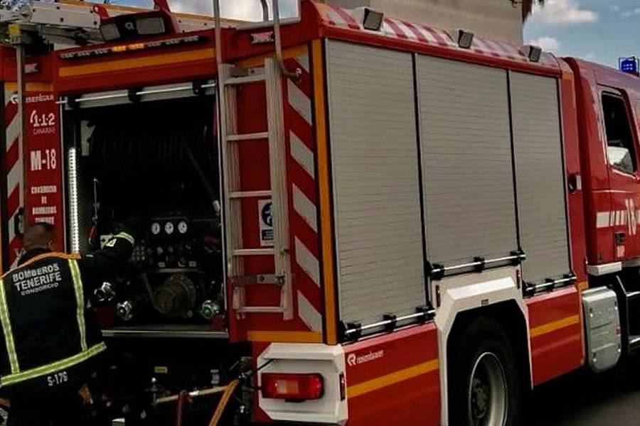 Two injured in a head on collision in Arona in the south of Tenerife 