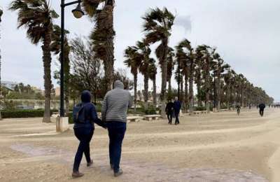 Strong winds and scattered showers forecast today in the Canary Islands