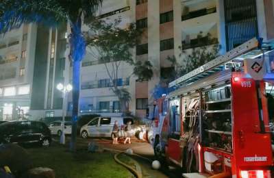 Costa Adeje apartment block is evacuated because of a fire 