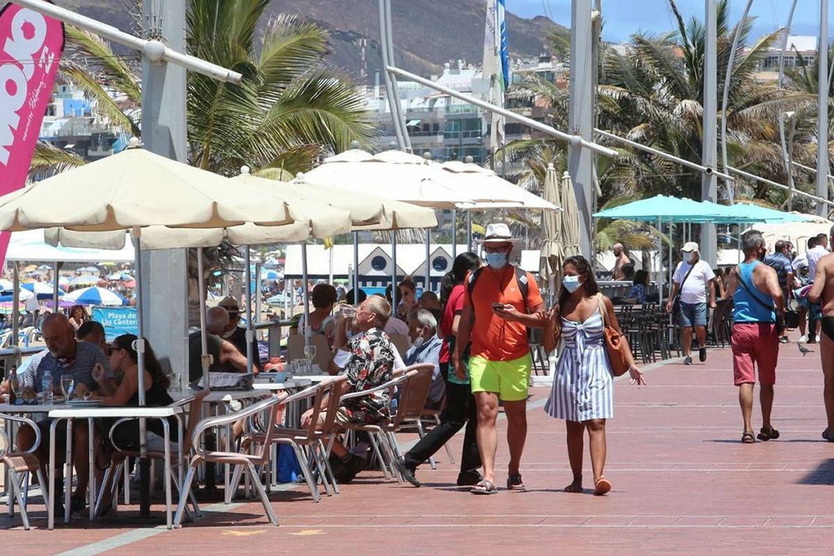 Tenerife, Gran Canaria and La Palma drop to alert Level 2 for Covid.