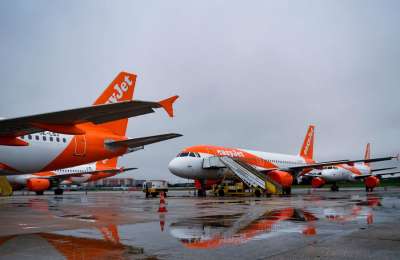 EasyJet cancels 222 flights due to high levels of Covid-related staff sickness