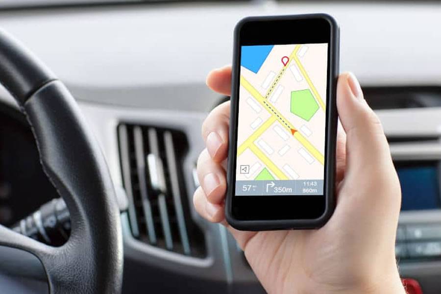 Confusion over new traffic laws, can you be fined for holding mobile phone?
