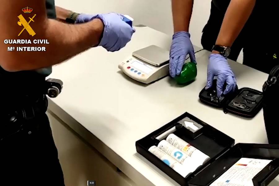 Ferry passenger arrested in Gran Canaria carrying 315 grams of heroin