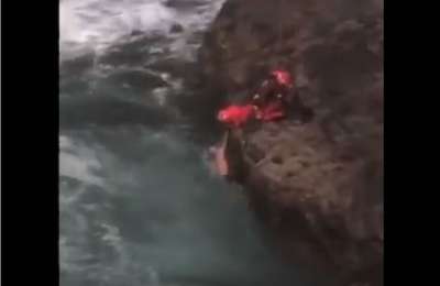 VIDEO: Sea rescue as the lives of two men are saved on the coast of La Aldea