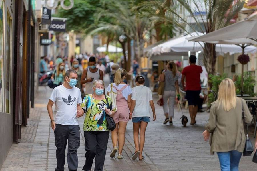 12 deaths and 1,682 new cases of Covid in the over 60s in the last week