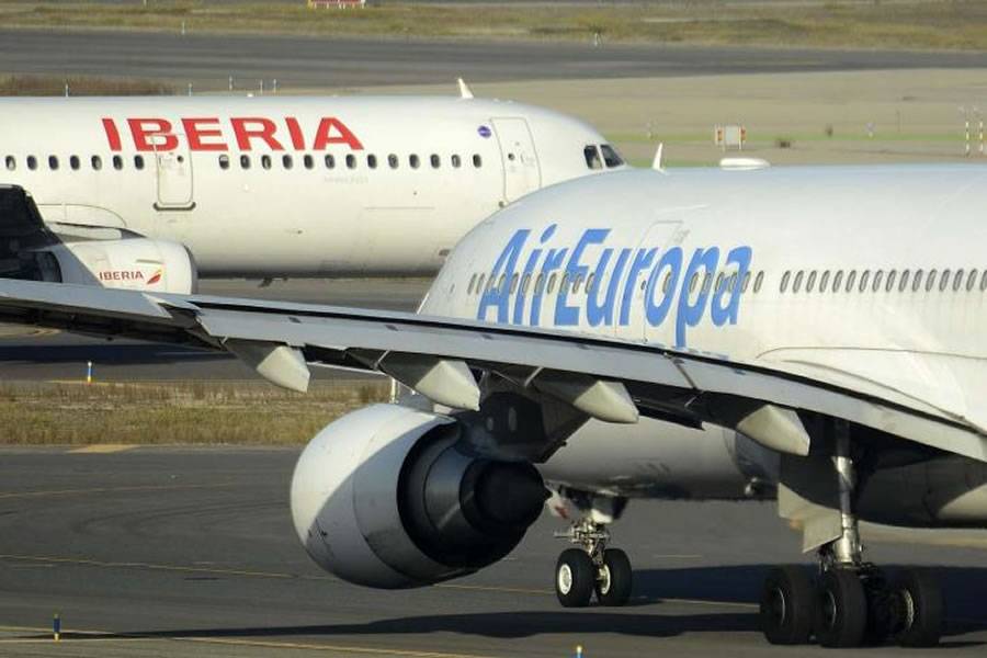 The price of plane tickets to Spain have increased by up to 40% for the summer