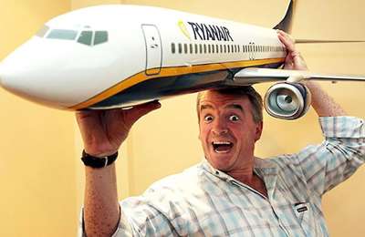 Ryanair are in talks to reopen their bases in the Canary Islands