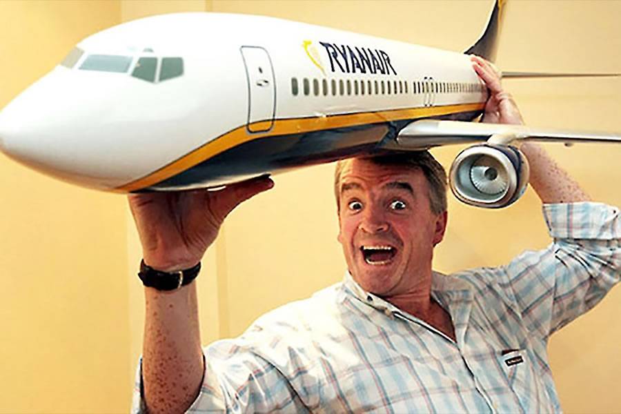 Ryanair are in talks to reopen their bases in the Canary Islands