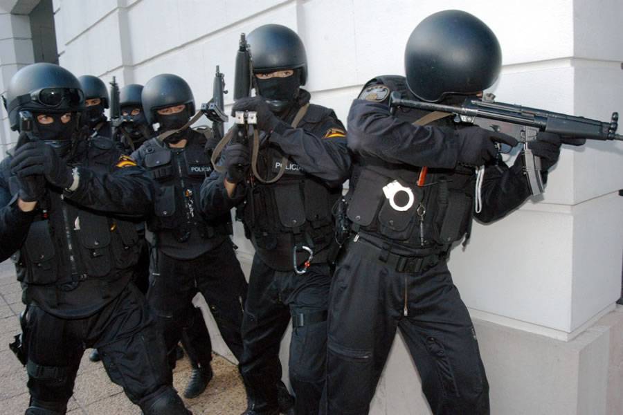 Hit man charged with thirteen murders is arrested in the Canary Islands 