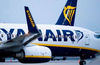 Ryanair still owe 6 million euros to the staff of the Canary bases that closed 