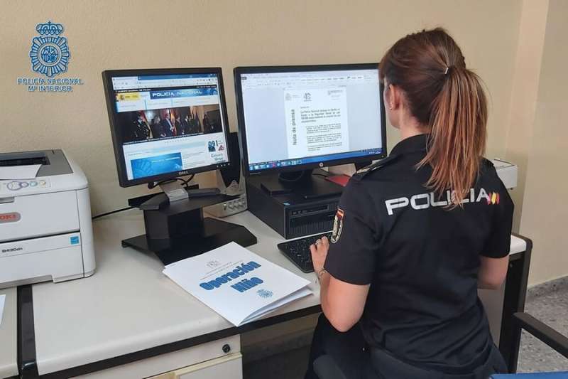 Two arrested in south Tenerife for giving work contracts to defraud the Social Security