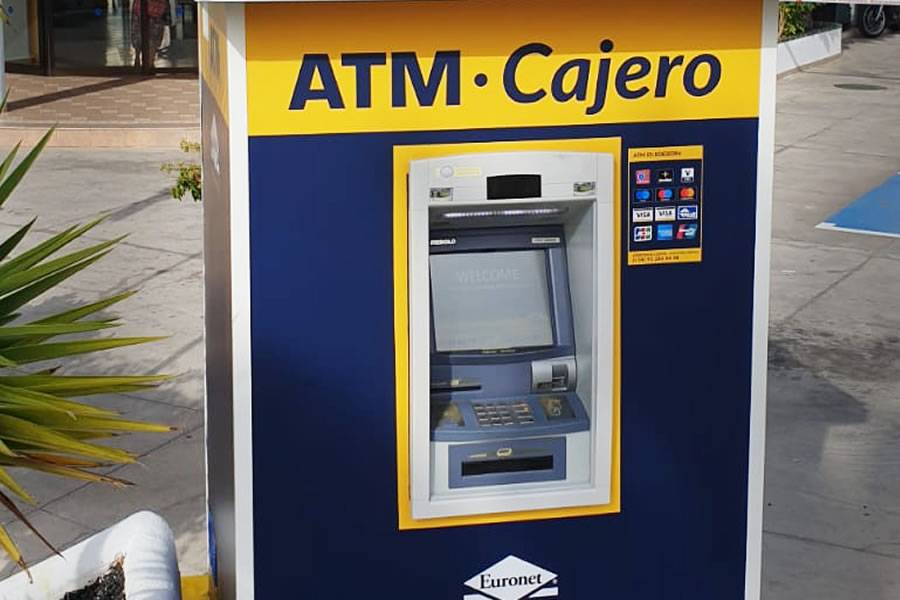 What to do if an ATM doesn’t give you money when on holiday