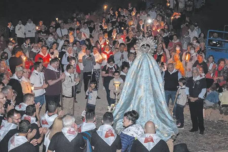 1,200 people take part in Adeje walk for the Virgin Incarnation