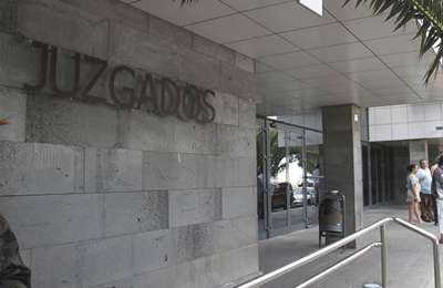 British estate agent has arrest warrant issued in the Canary Islands for fraud