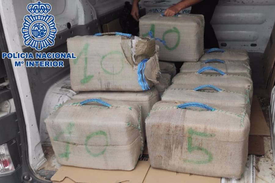 Van driver arrested in Gran Canaria with 360kg of hashish in the back