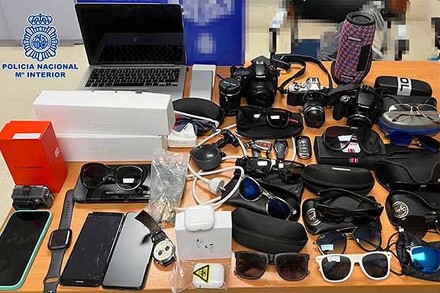 Man arrested selling over 12,000 euros worth of stolen items online
