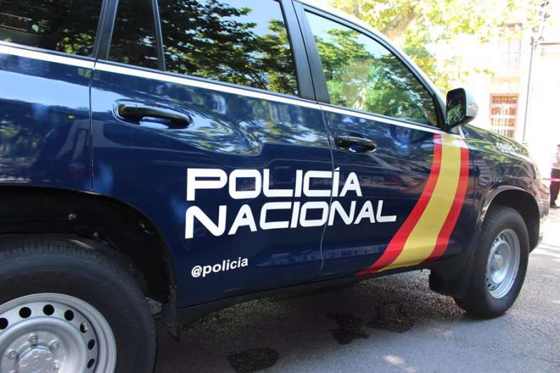 Man arrested for masturbating in front of teenage girls in a park