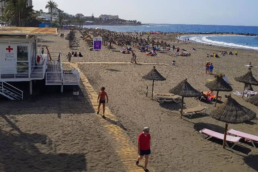 Another man arrested for masturbating in front of teenage girls, this time in Tenerife