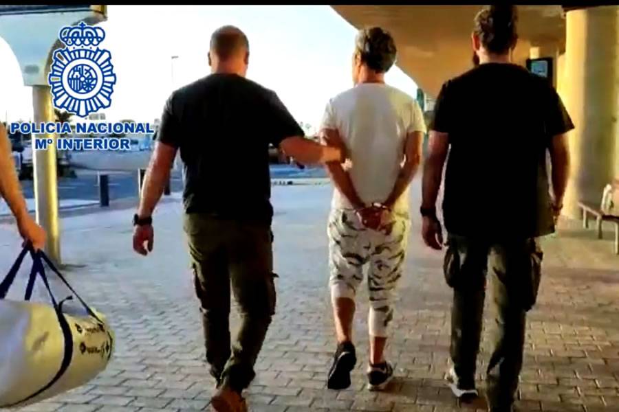 Wanted fugitive arrested at Fuerteventura airport trying to leave the island