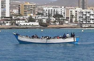 Eight people arrested in Tenerife for organising boats for African migrants