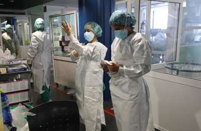 Hospital staff with Covid in Spain can now work in ‘non-vulnerable’ departments