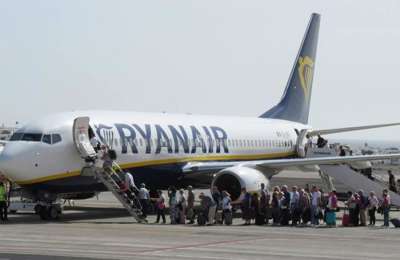 No flights have been affected in the Canary Islands on the first day of the Ryanair strike
