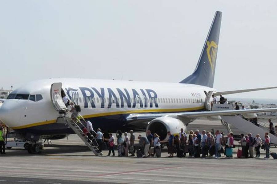 No flights have been affected in the Canary Islands on the first day of the Ryanair strike