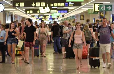 Exceltur warns of ‘major chaos’ at Canarian airports this summer