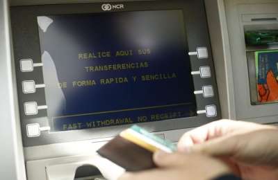 Caught 'red-handed' after two years of robbing elderly people at ATMs in Tenerife