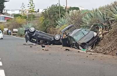 All occupants walk away from a very nasty car accident in Gran Canaria