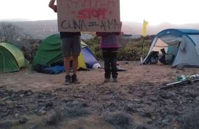 Protesters camp out in Puertito de Adeje to stop construction of Cuna del Alma