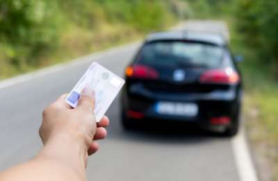 Age in Spain’s new guide is the green light to driving in Spain! 