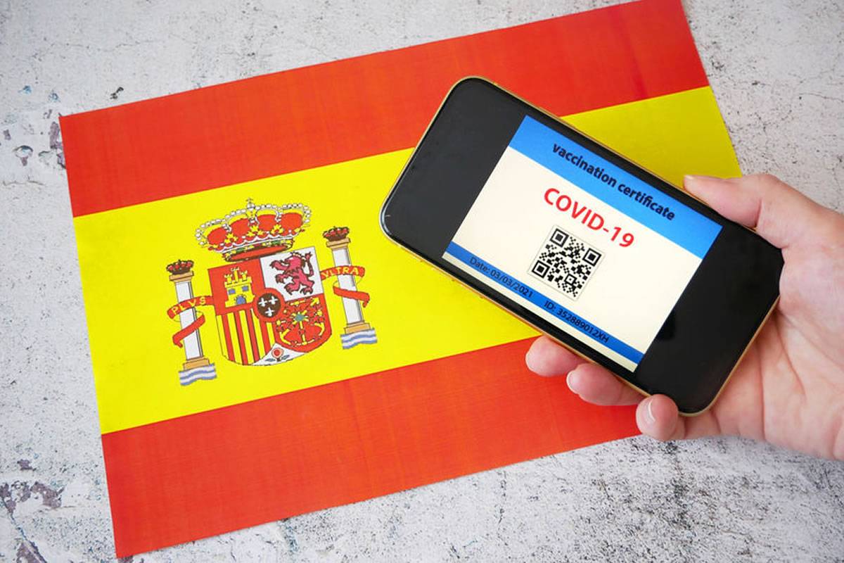 Zobuďte sa v Španielsku, musíte zrušiť obmedzenia vstupu, aby ste udržali britských turistov –