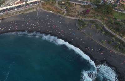 A woman dies on a Tenerife beach after being rescued from the sea